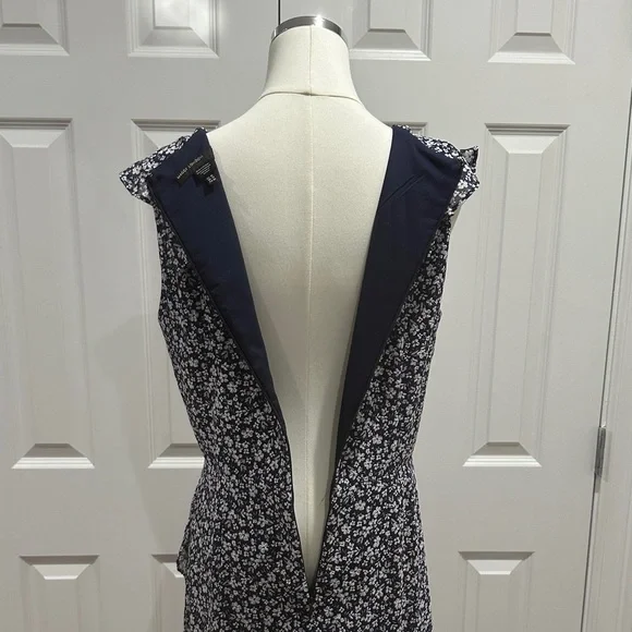 Maggy London Navy Blue V-Neck Floral Ruffles Coquette Girl Midi Dress Size 10 - Picture 12 of 15